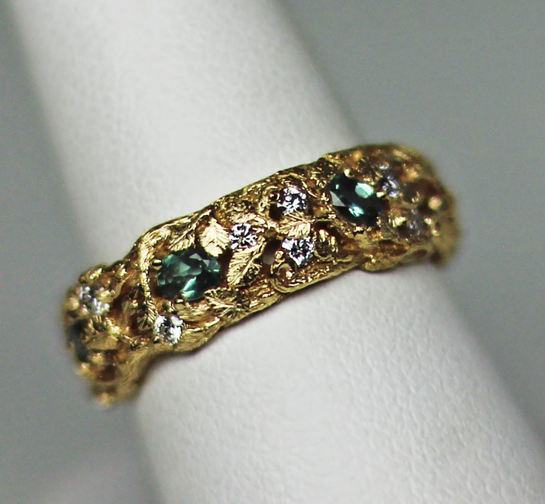 Alexandrite diamond vine band