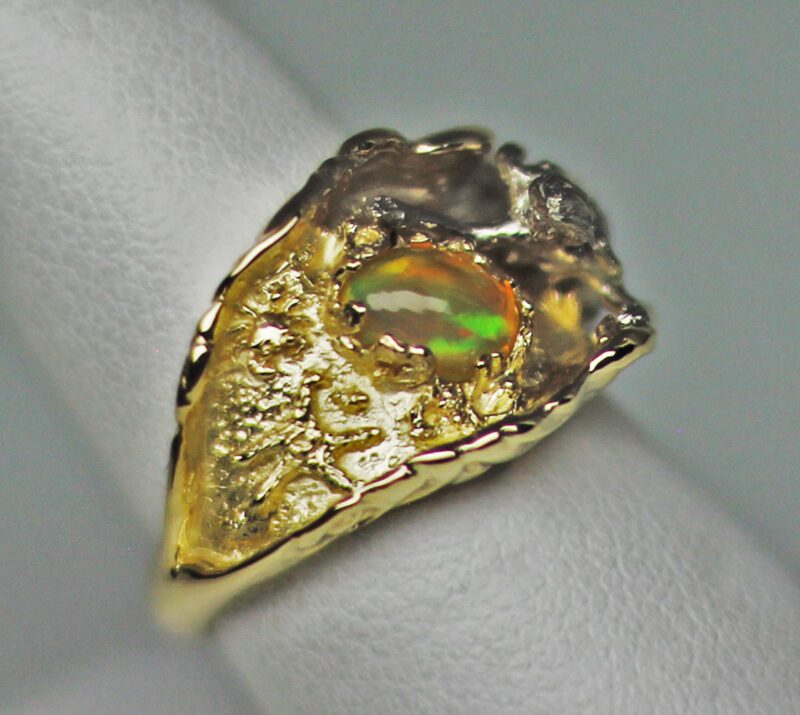 Mermaids Grotto Opal ring, 14K, The grotto is home to sea creatures