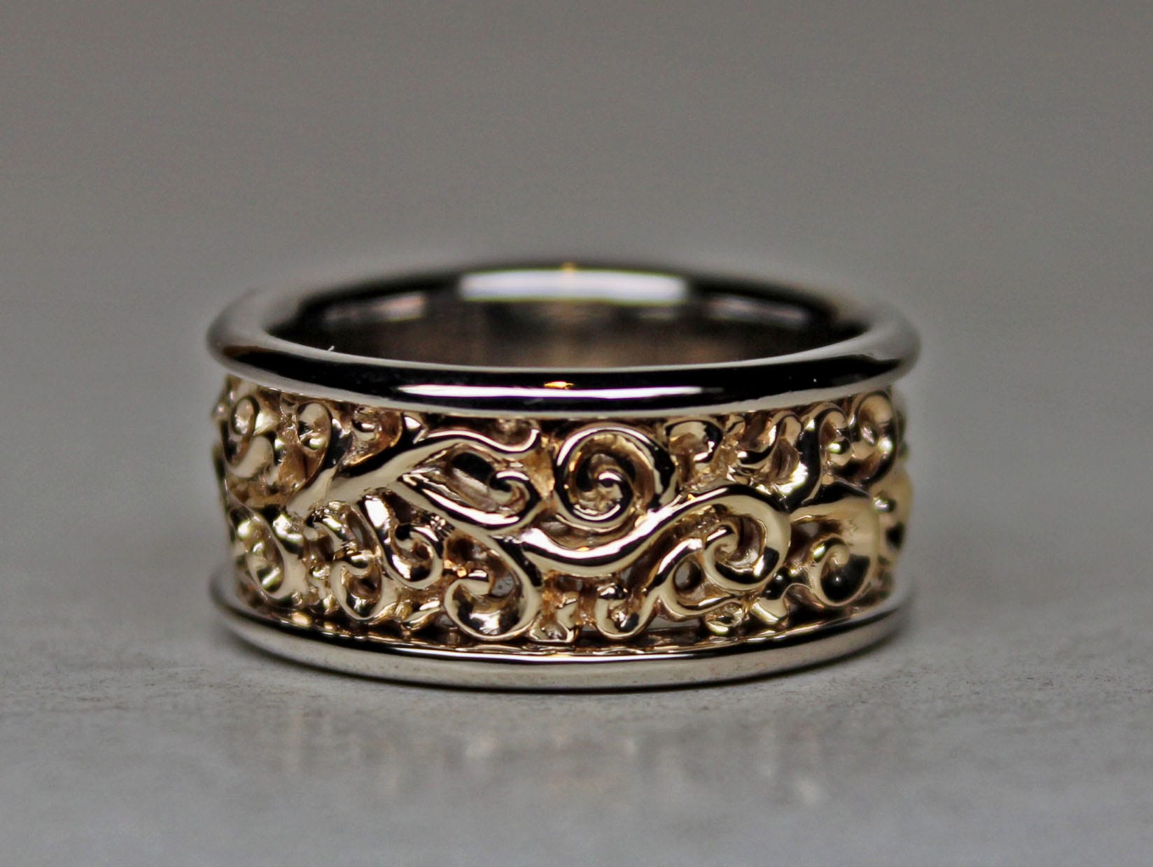 Mists of avalon band in rose and yellow 14K