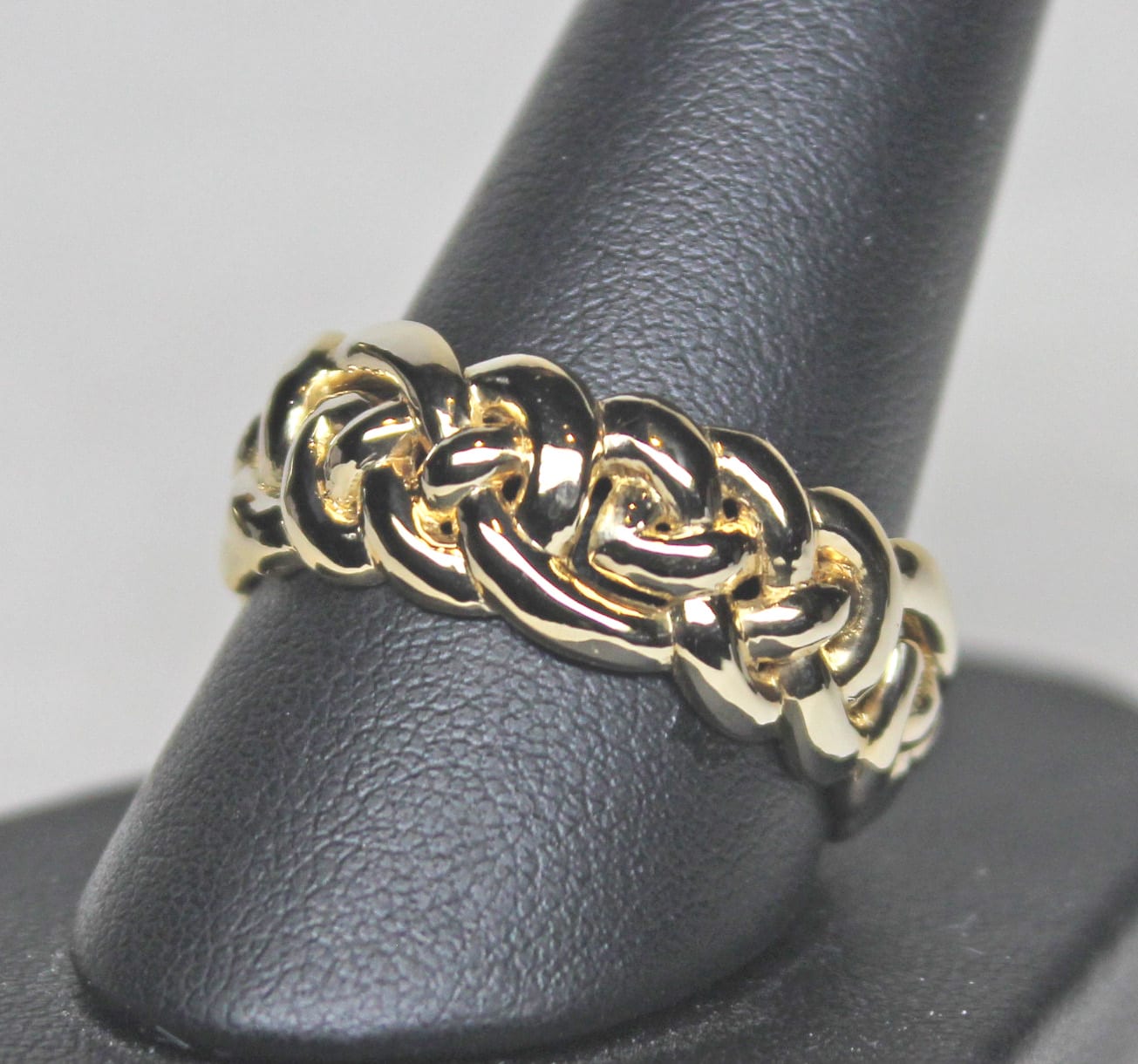 Celtic Heavy Eternity Knot Band in 14K Gold Size 9 3/4