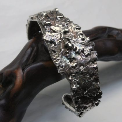 Acorns and Oak leaves bracelet in sterling silver by Suzan Postgate
