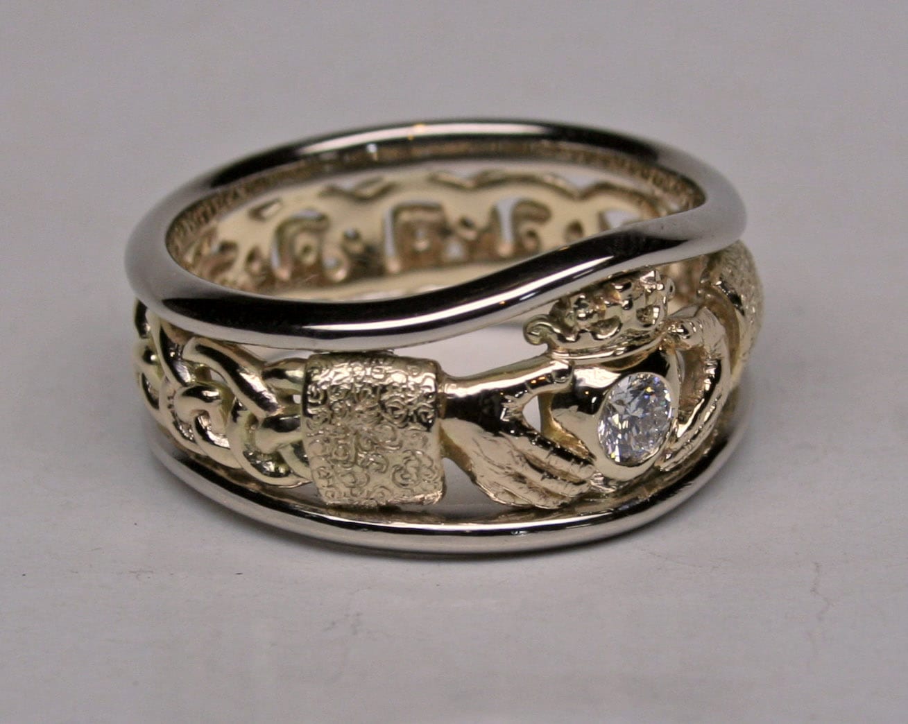 diamond claddagh ring in gold