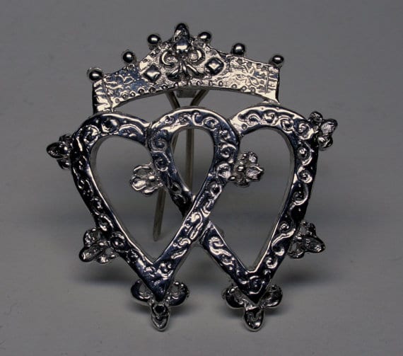 Scottish luckenbooth broach in Sterling silver by Suzan Postgate
