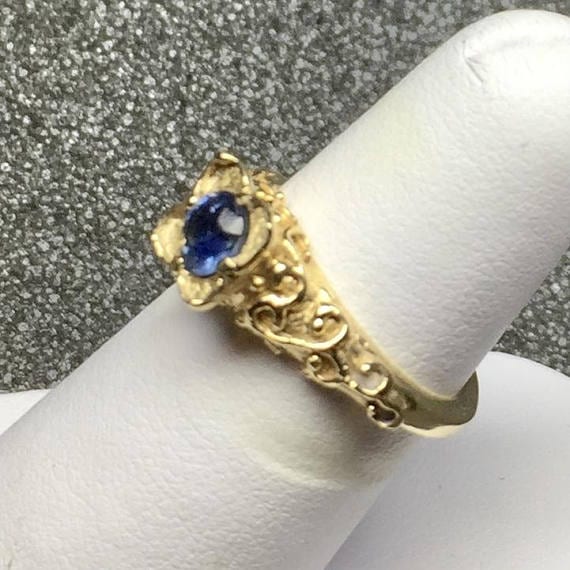 Tudor style sapphire ring in 14K by Suzan Postgate Postgate Celtic