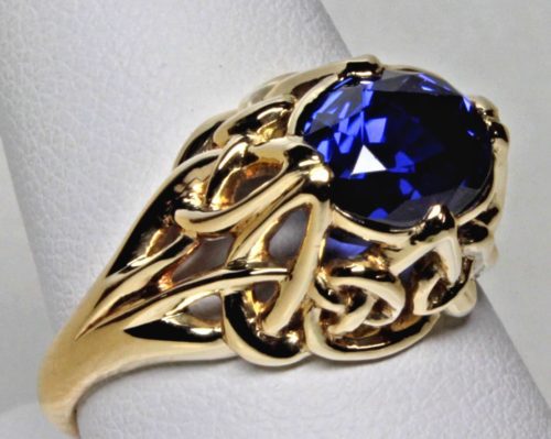 Celtic Nouveau Ceylon Sapphire ring in 18K by George Postgate