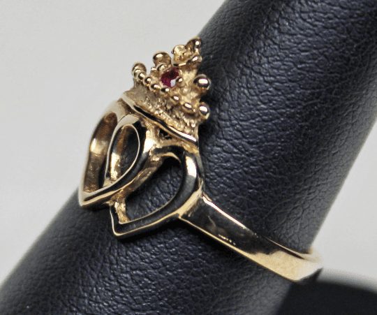 Scottish Luckenbooth ring in 14K - Image 4