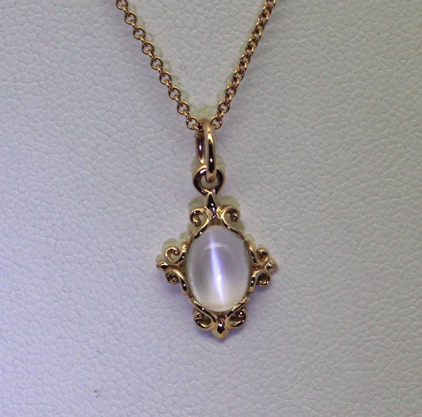 Victorian Moonstone pendant rose gold 