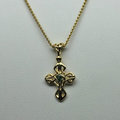 Celtic emerald cross with 3mm emerald
