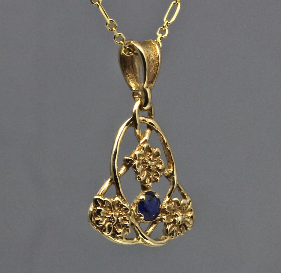 Art Nouveau sapphire pendant in 14K - Image 3