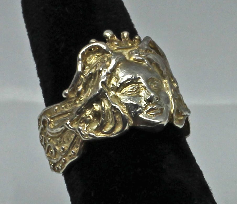 Fairy queen ring in sterling silver by Suzan - Image 2
