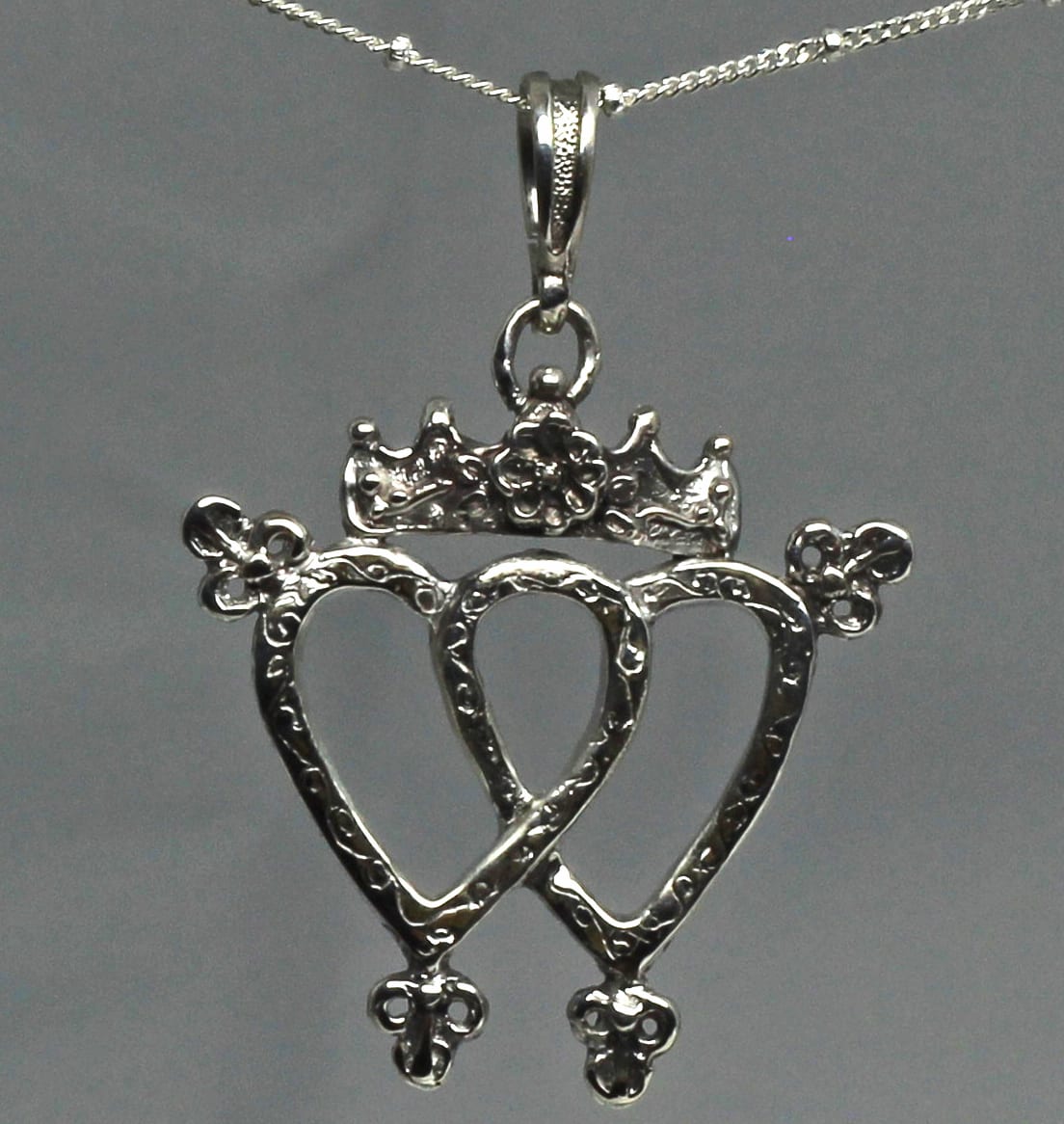Scottish rose luckenbooth pendant in silver by Suzan Postgate - Image 3
