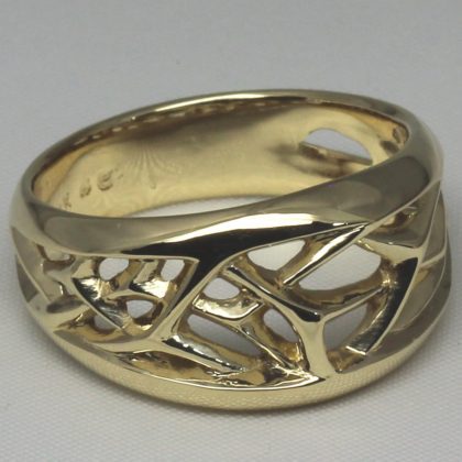 Starburst wedding band