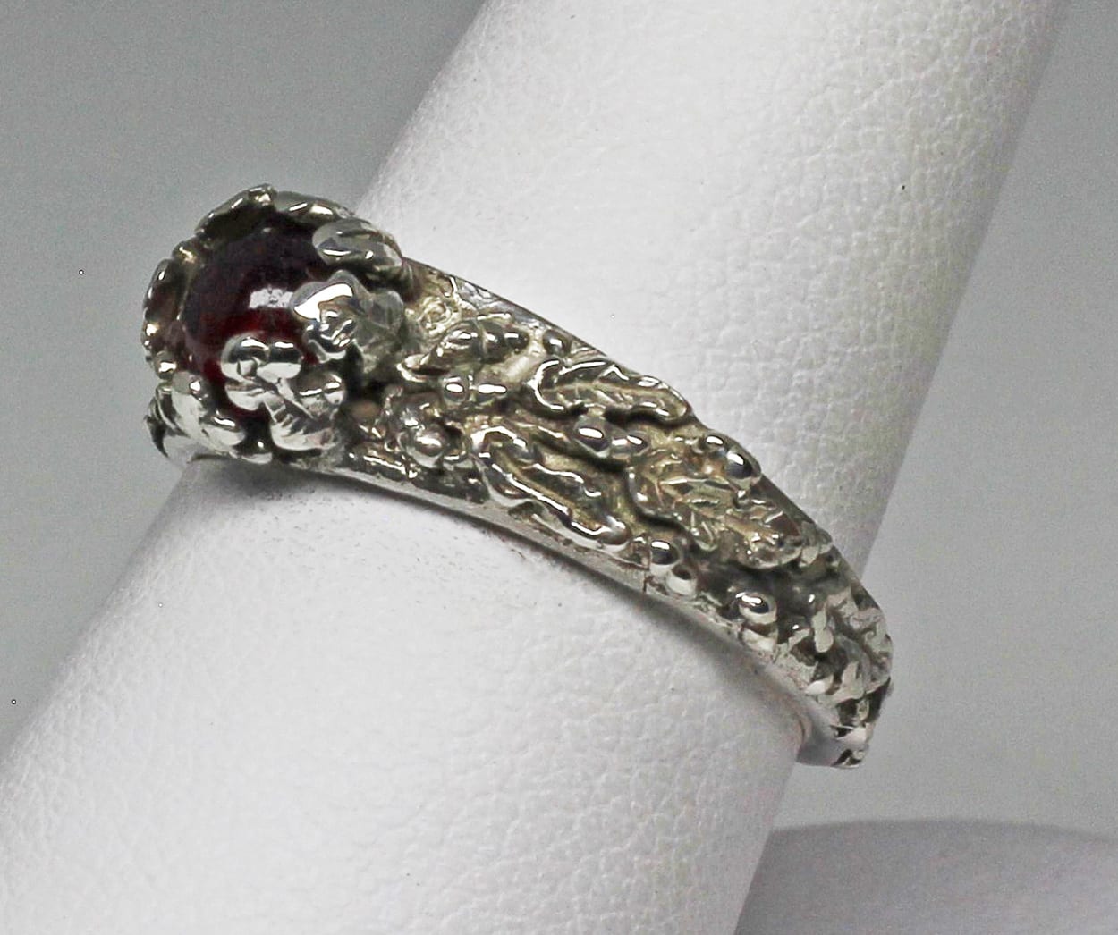 Ruby Oak Leaf Ring sterling silver size 6 3/4 - Image 3