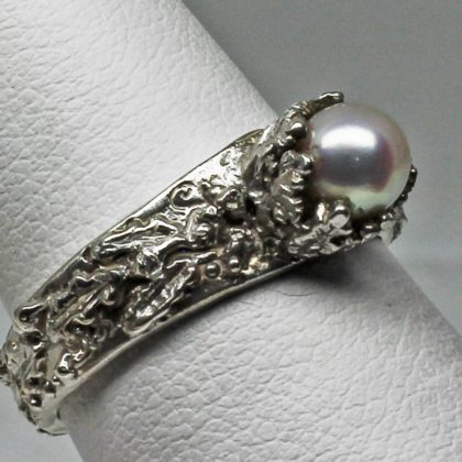 Pearl Oak Leaf Ring By Suzan Postgate size 7 in Sterling silver