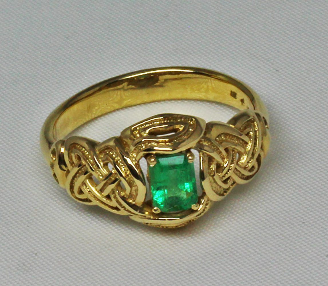 Emerald Celtic Knot Ring designed by in18K size 8 1/2