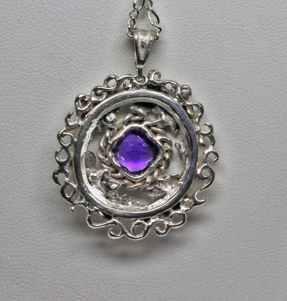 Flower wreath amethyst pendant in sterling silver - Image 2