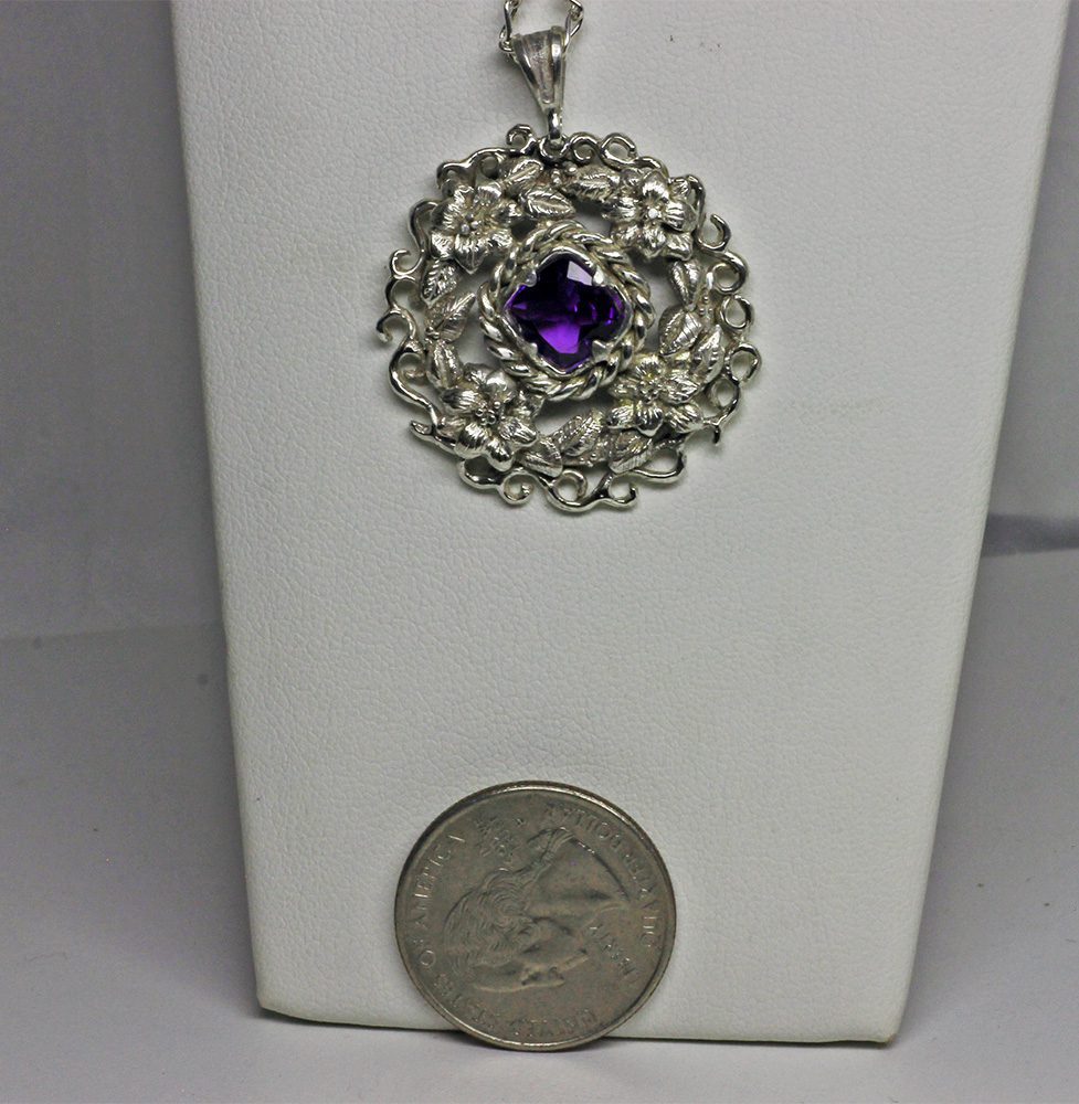 Flower wreath amethyst pendant