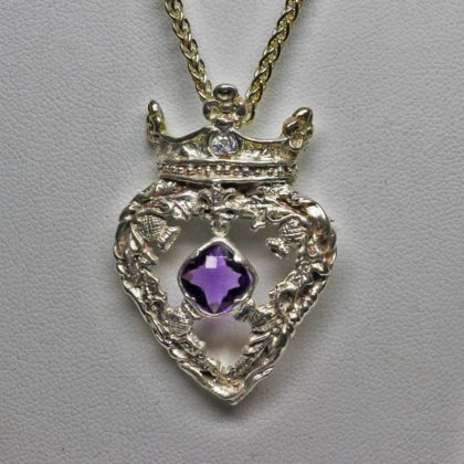 Highland Heart Scottish Luckenbooth By Suzan Postgate