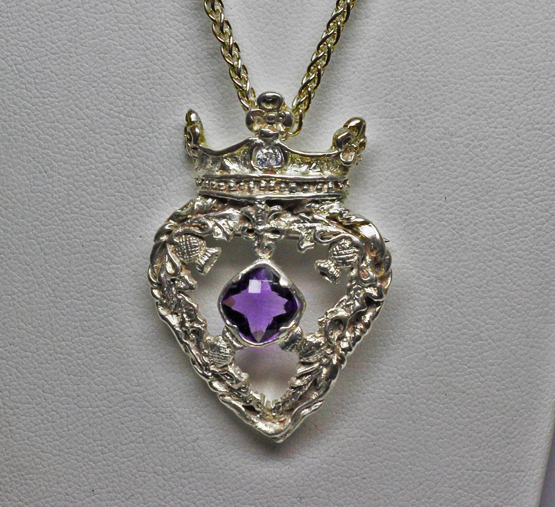 Highland Heart Scottish Luckenbooth by Suzan Postgat