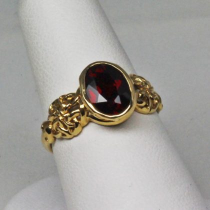 Celtic garnet knot ring