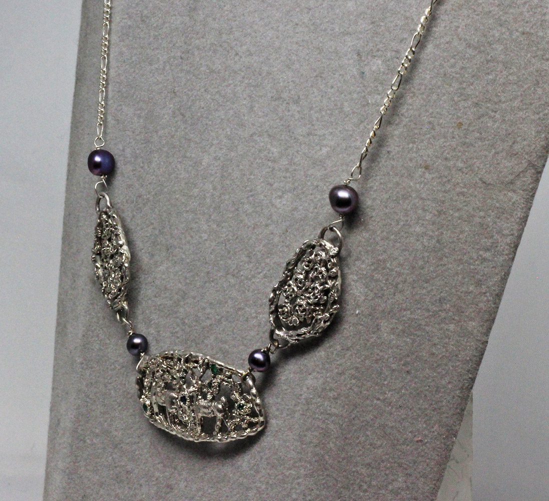 Stag and Doe necklace - Image 3