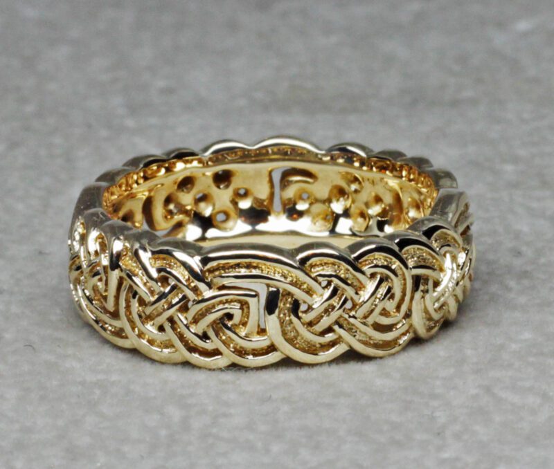Celtic Eternity Knot Band 14k size 11 3/4 8mm wide