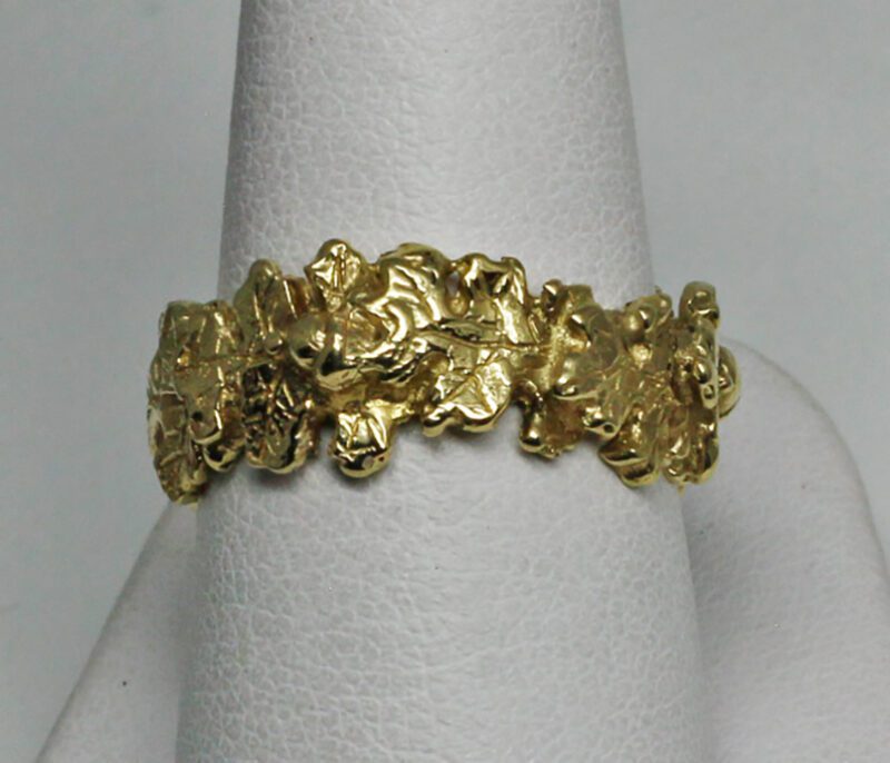 Oakleaf and acorn band in 14K