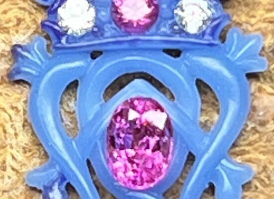 Scottish Luckenbooth Gold Pendant